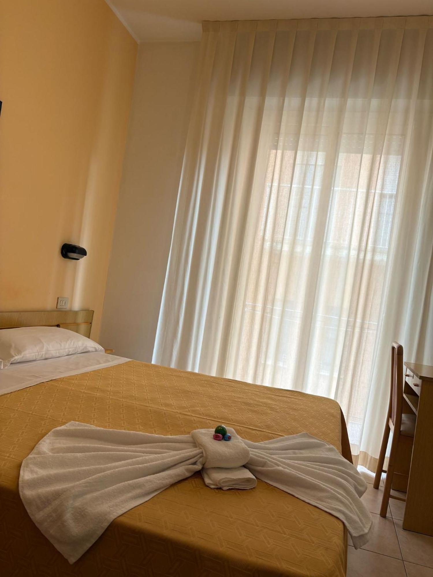 Hotel Sport Rimini Exterior photo