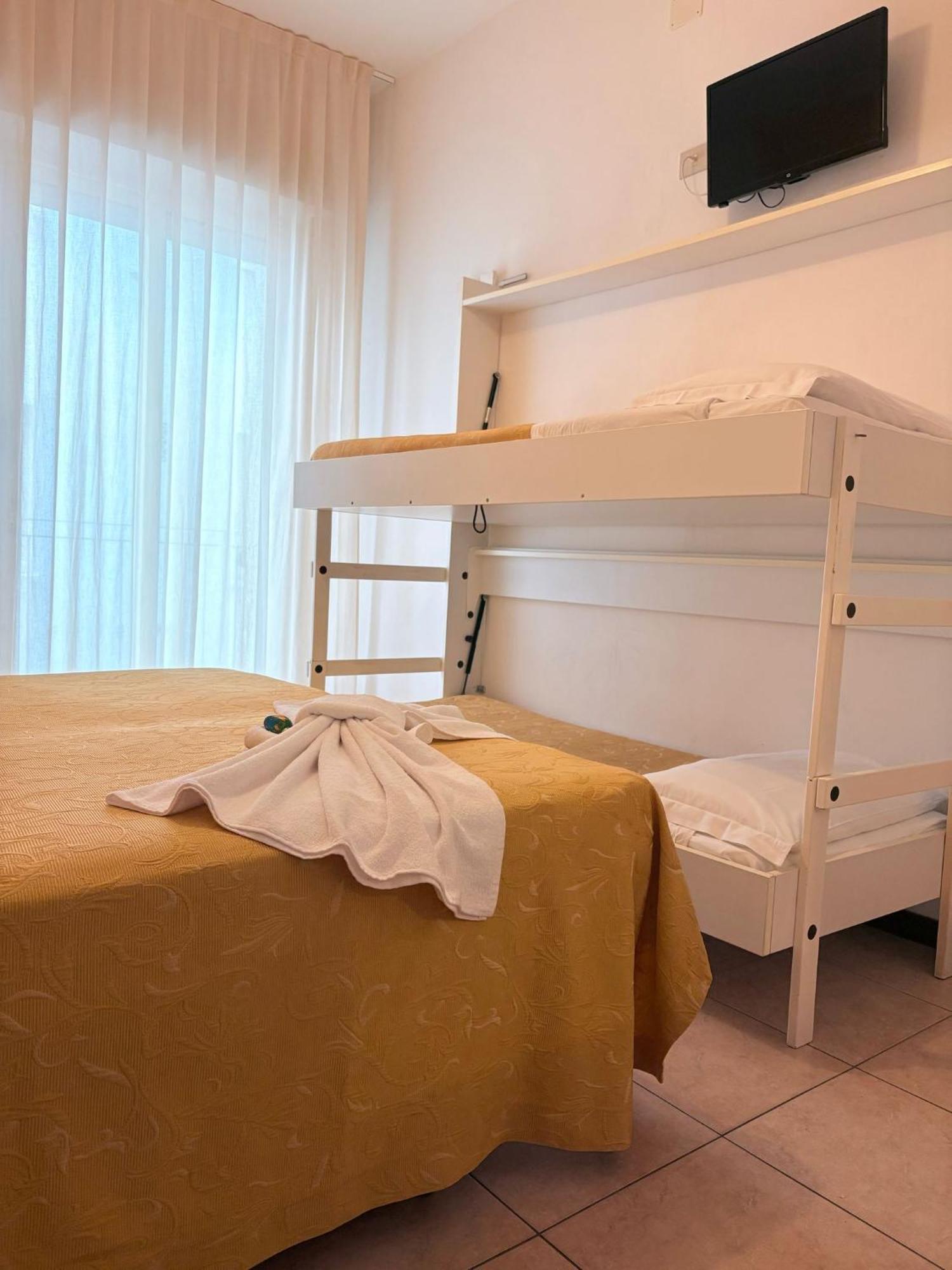 Hotel Sport Rimini Exterior photo